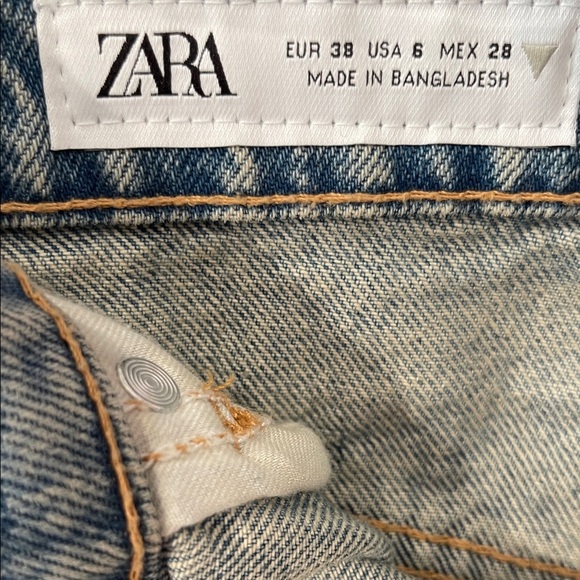 Zara Faded Blue Jean Shorts women’s 6 - Picture 3 of 5